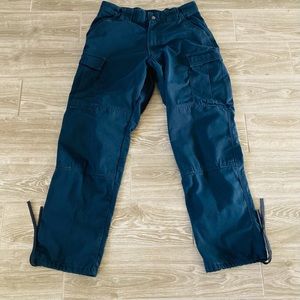 5.11 Tactical High Performance Navy Blue TDU Cargo Pant / Size Medium